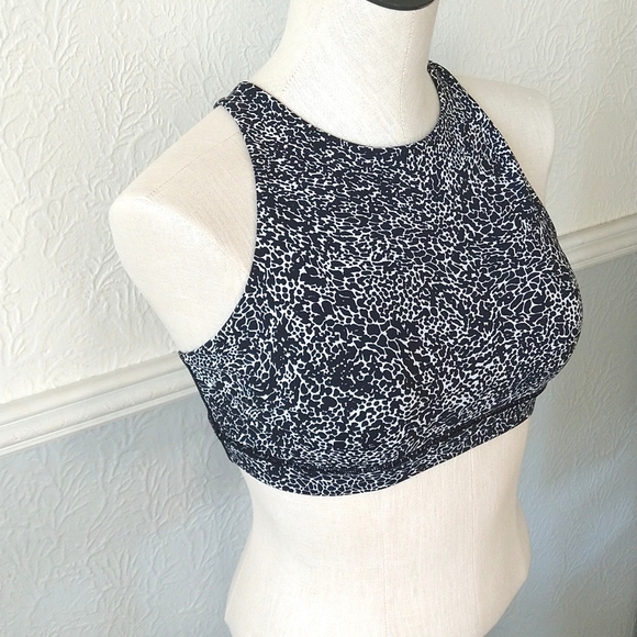 🍋 Lululemon Sports Bra size 8 - Picture 5 of 7